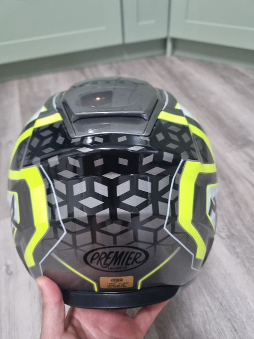 Capacete marca premier