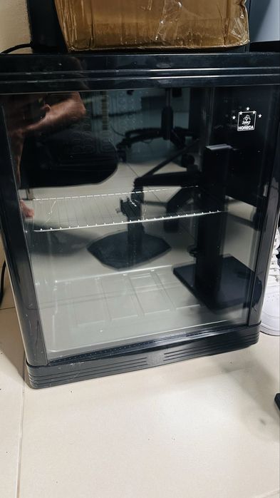Mini frigorico com porta de vidro
