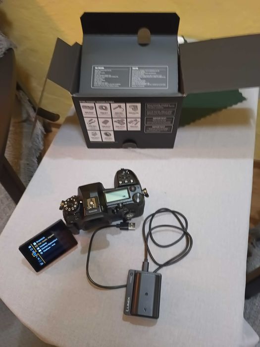 Sprzedam Panasonic Lumix G9