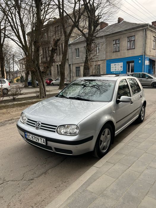 Volkswagen Golf 4