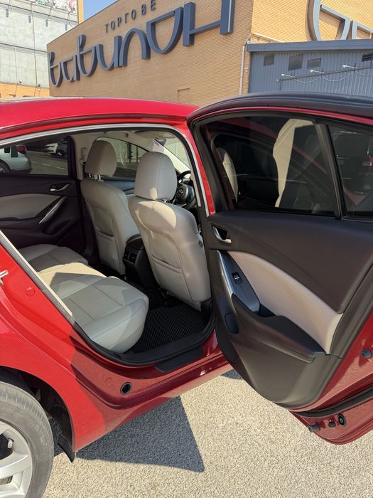 Mazda 6 2015 год