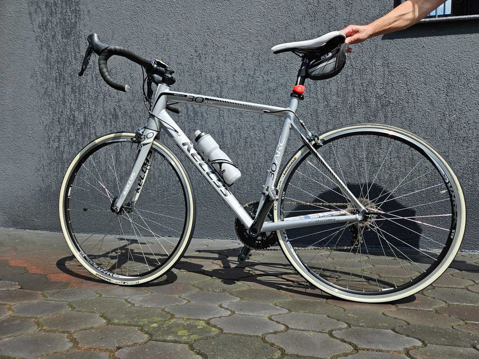 Rower szosowy Kellys ARC 30