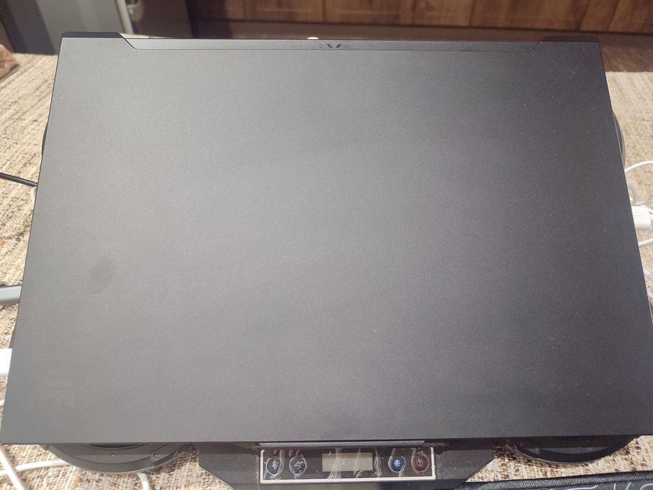 asus tuf gaming a16 amd7735hs7700s