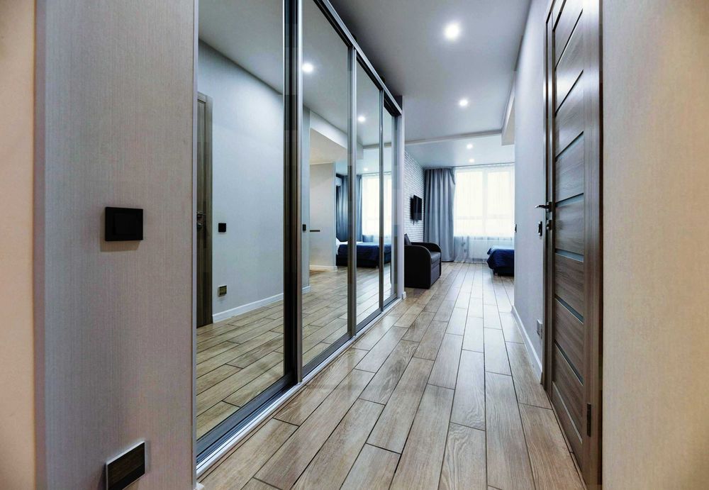 Є своє укриття! Стильна студія біля метро, Бажана, 17.