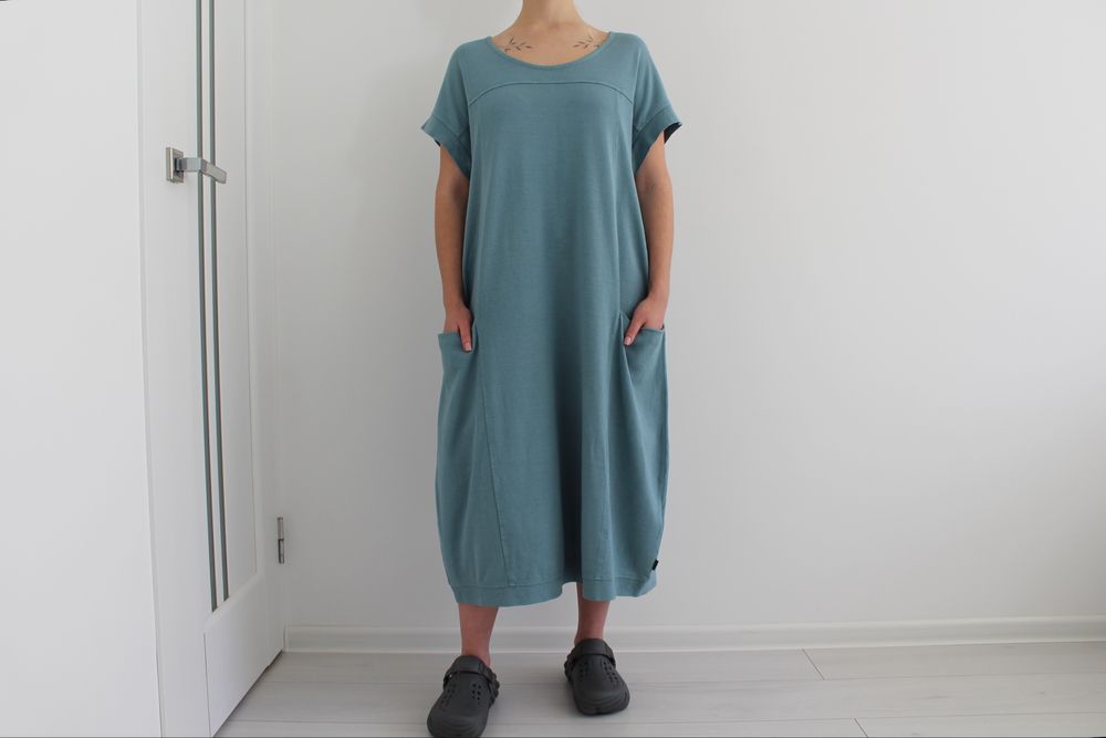 Дизайнерська,оригінальна сукня OSKA конопляна тканина