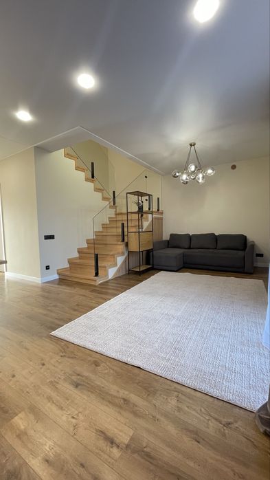 Продається готовий Таунхаус з ремонтом та меблями