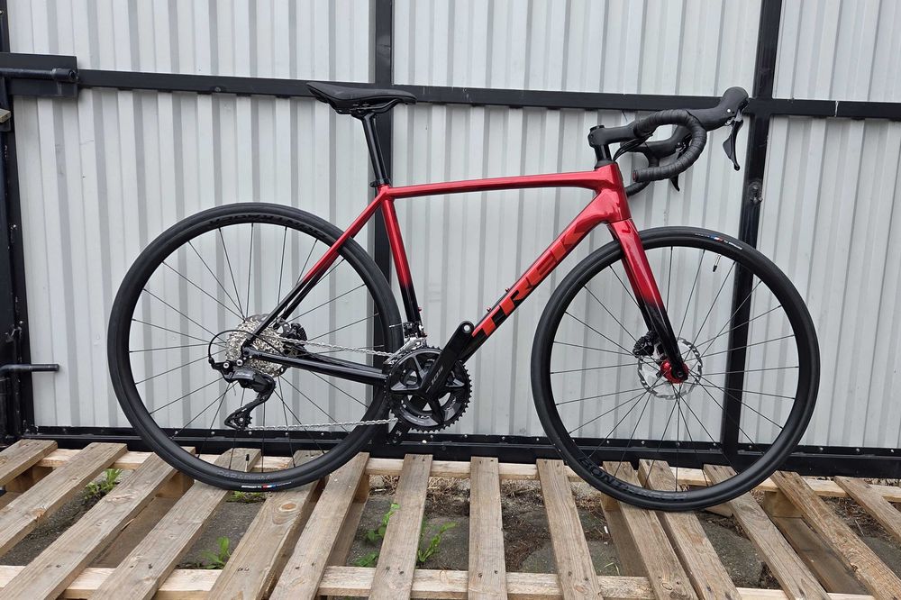 -40% rower szosowy TREK Emonda ALR 5 Disc rozmiar 52 lub 54 Alu Shimano 105 12s