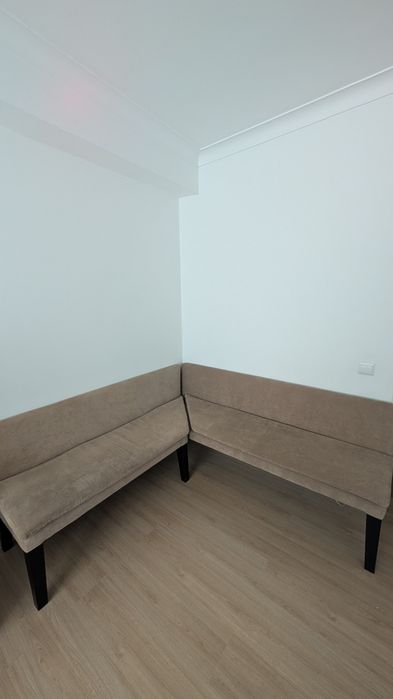 Bancos de canto alemão