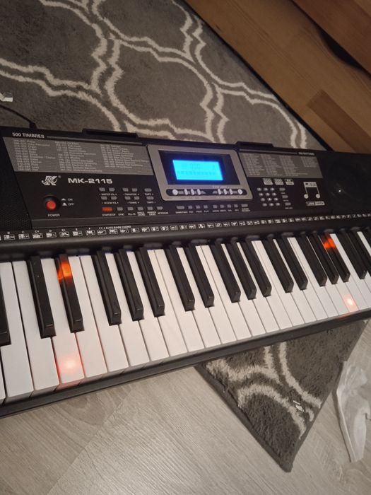 Keyboord - key light+ gratis uchwyt na nuty