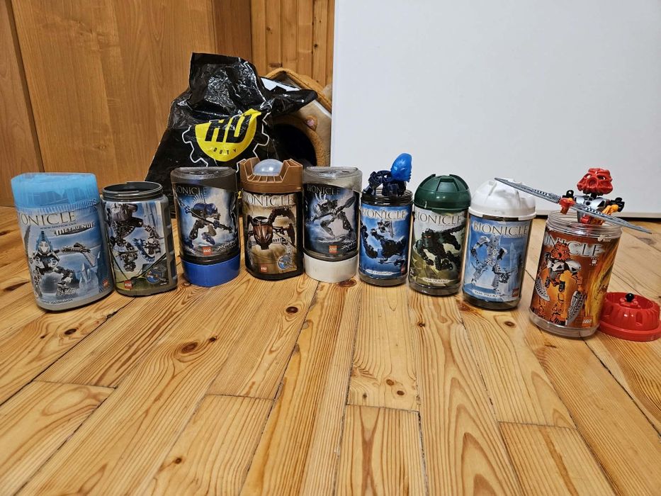 Bionicle 8 zestawów + 1 wybrakowany
