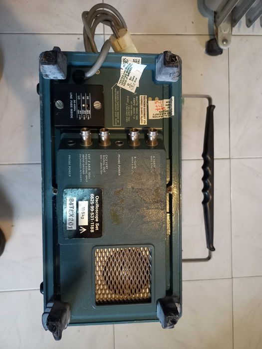 Osciloscópio tektronix 475