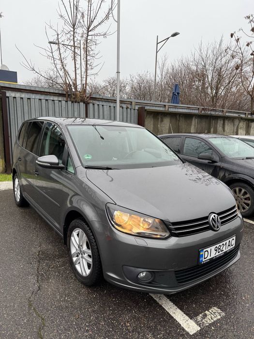 VW touran 2012 рік  1.4 tsi в ідеальному стані