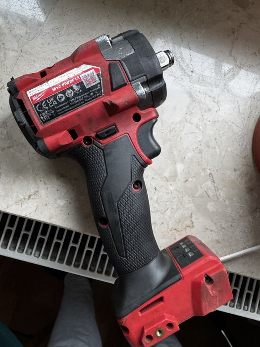 Klucz udarowy Milwaukee M18 FIW2F12