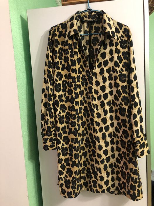 Сукня- сорочка Zara,в лео принт.
