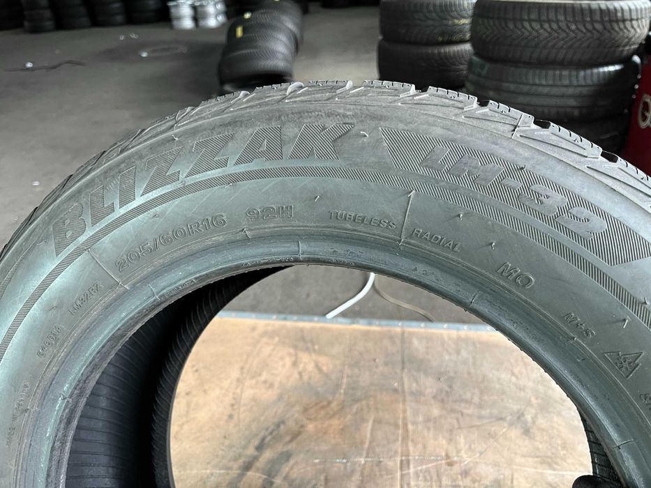 GS1715 Зимові шини 205/60r16	Bridgestone Blizzak LM-32 пара резина р16