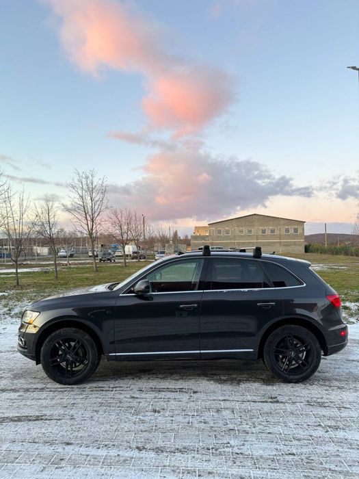 Продам Audi Q5 2015