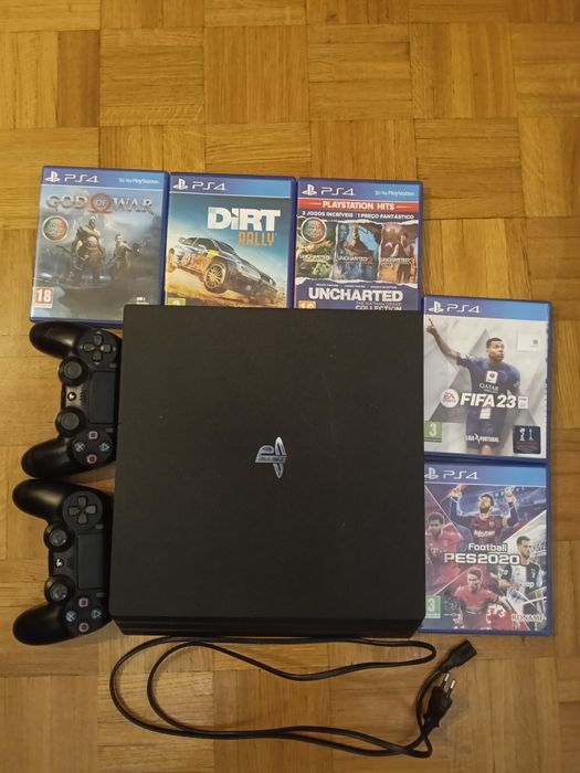Ps4 800gb+2 comandos+ jogos