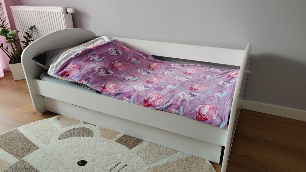 Łóżko dla dziecka z wysuwana szufladą 70x140