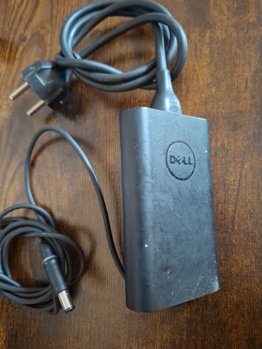 Zasilacz laptop Dell 65 W
AC Adapter 19.5V=3.34A