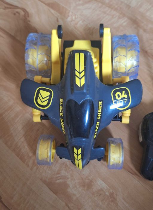 Samochodzik sterowany na pilot