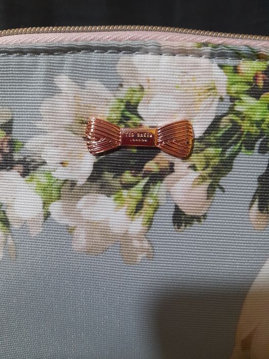 Ted Baker London оригінал нова косметичка