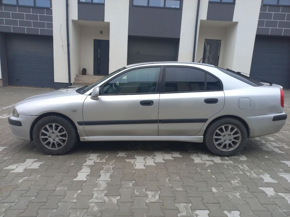 Mitsubishi Carisma 2003 1.6 бензин