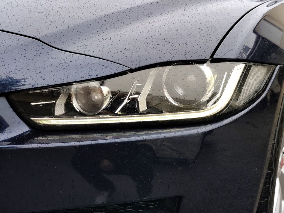 Jaguar XE/абсолютно справне авто
