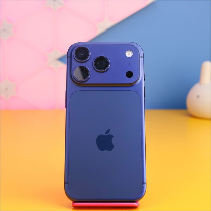 Смартфон Apple iPhone 17 Pro 256GB Deep Blue (180532) Б/У З ГАРАНТІЄЮ