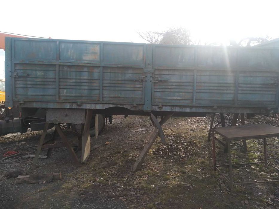 кузов бортовий МАЗ