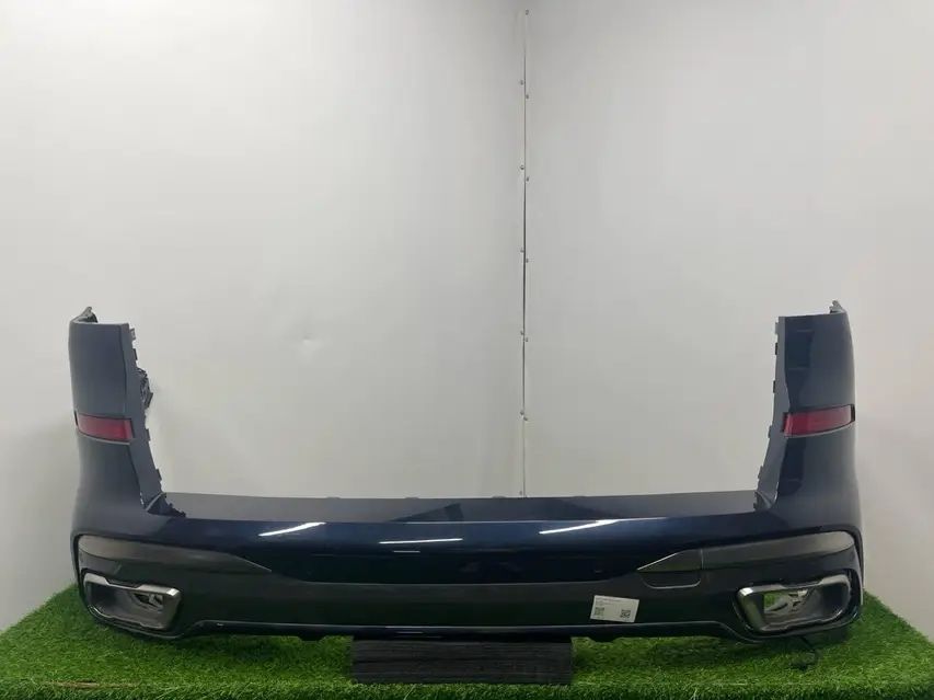 задній бампер комплектний BMW X7 G07  (416)