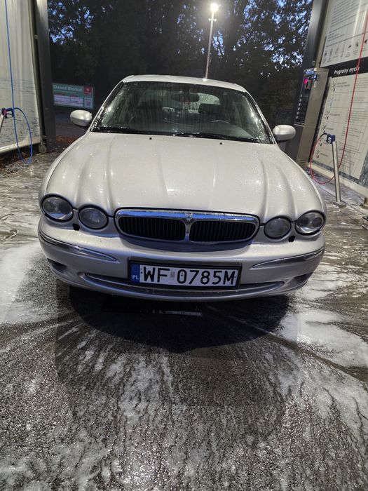 Jaguar X-Type