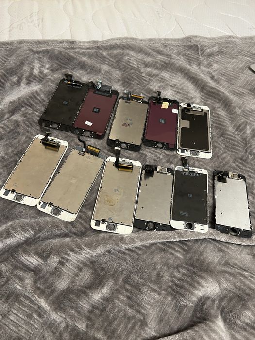 Лот екранів для Iphone (11шт) + 2 корпуси Iphone 5s,на запчастини,тощо