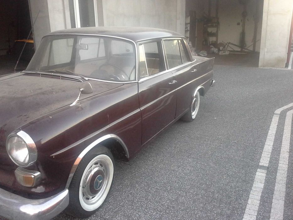MERCEDES W110 190C Skrzydlak 1961