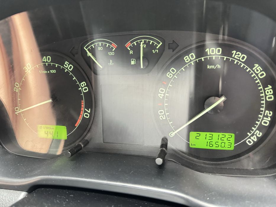 Skoda Oktavia Tour 1.6 AKL