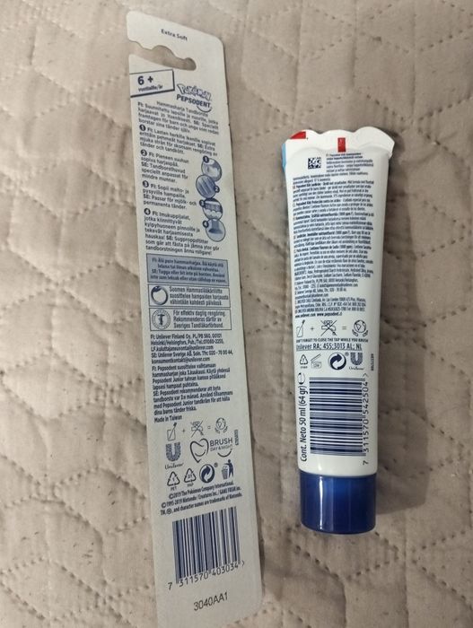 Дитяча зубна паста та щітка