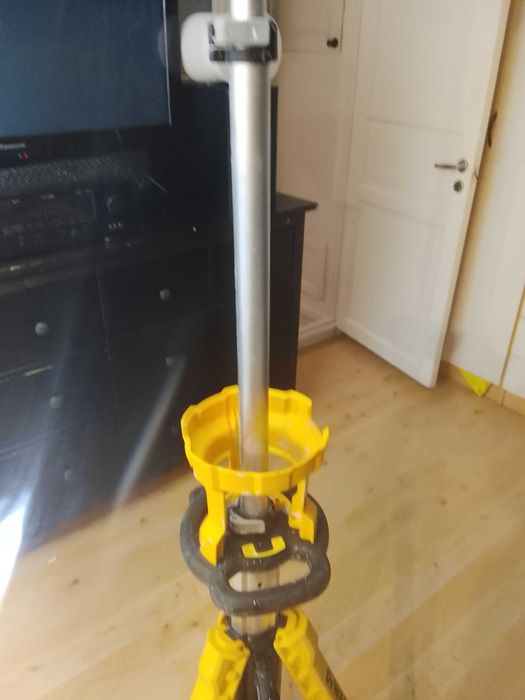 Lampa robocza DeWalt dcl079 LED na trójnogu (statyw teleskopowy)