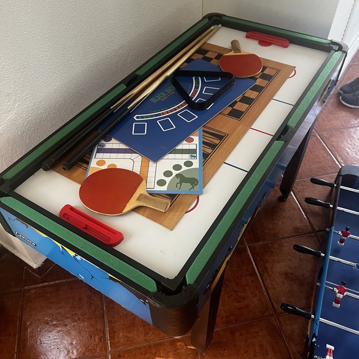 Mesa jogos para crianças