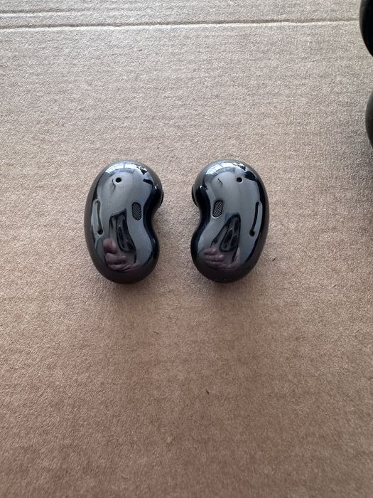 Auriculares Samsung EarBuds live