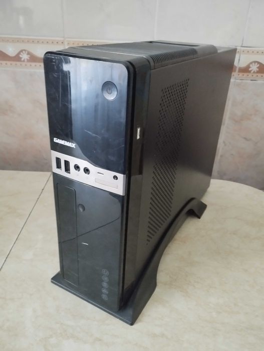 плата GiGABYTE GA-H81M-DS2 + ОЗУ 2GB І корпус