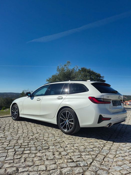 BMW 330e xDrive Touring 292cv | Garantia BMW Premium Selection