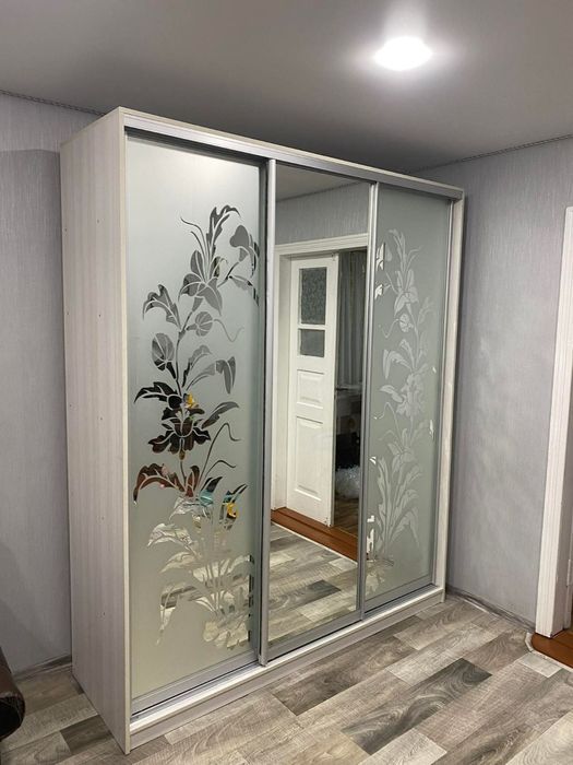 Шафи купе в наявності і під замовлення