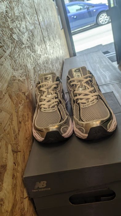Ténis New Balance 740 Metallic Grey (Novos c/ Caixa) – Tamanho 42