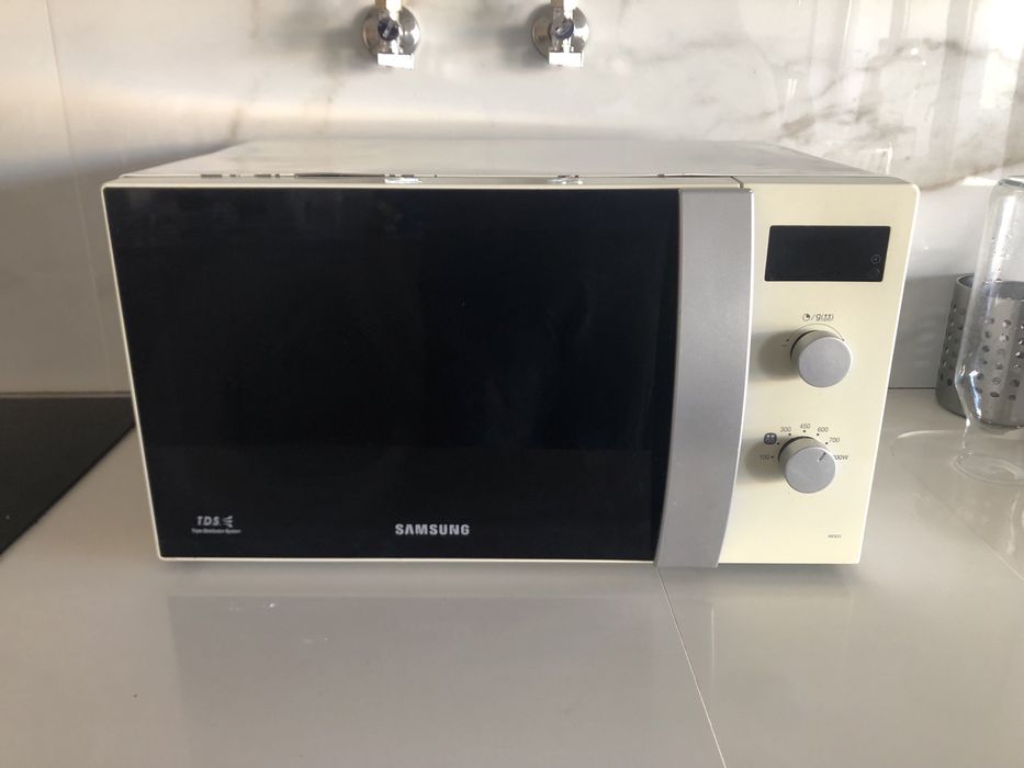 Microondas Samsung MS20A3010AL/EC -  Funcional e Barato (sem prato)