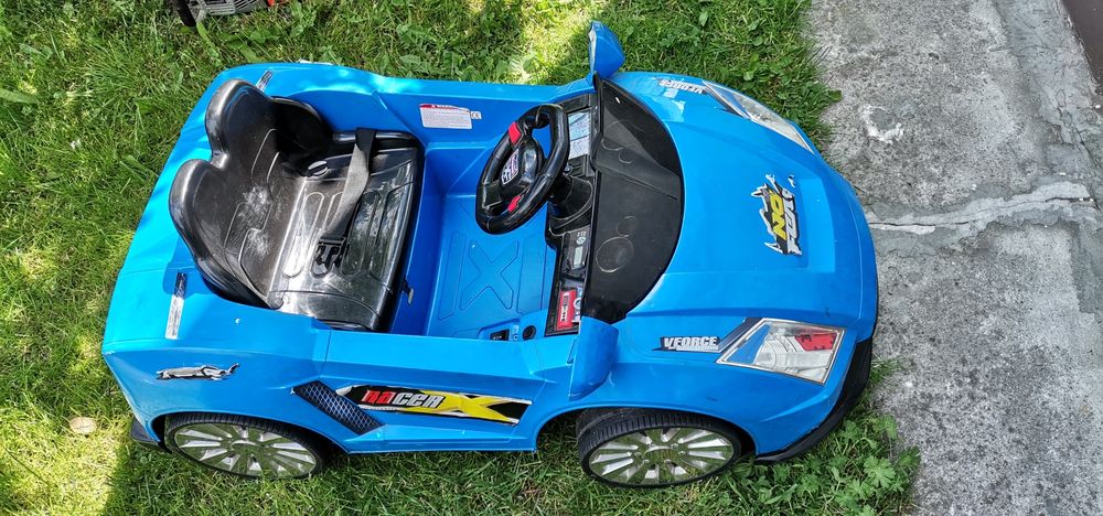 Samochód na akumulator RACER+ Motor gratis