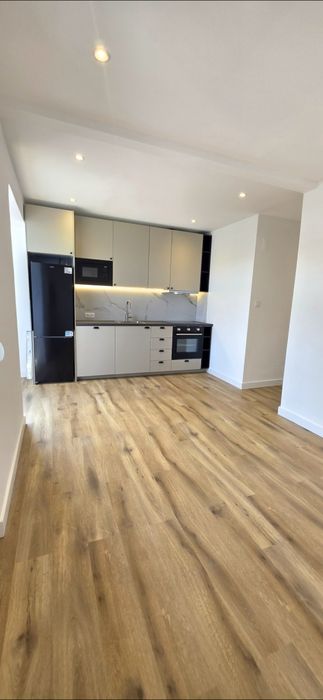 Apartamento totalmente remodelado.T3