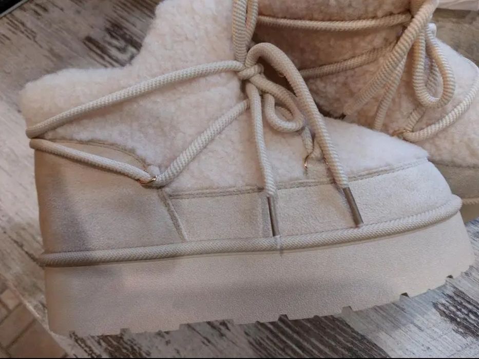 Nowe damskie buty śniegowce mukluki emu 39 futerko ecru