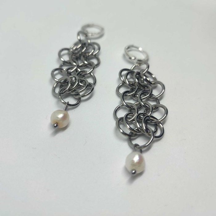 Kolczyki chainmail z perłami biżuteria w stylu wikingów fantasy gotyk