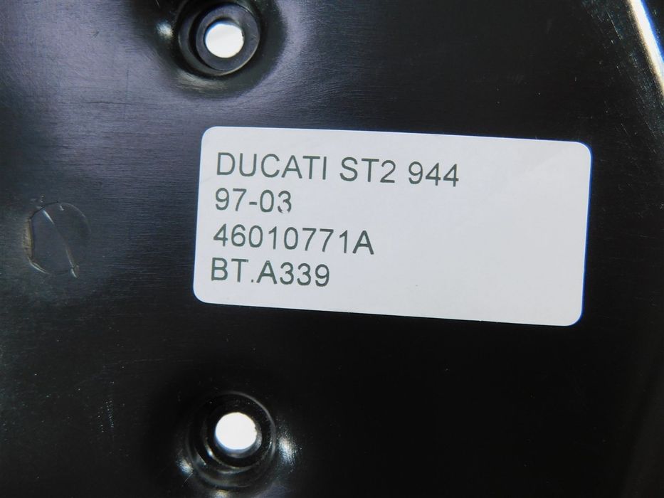 BŁOTNIK TYŁ TYLNY DUCATI ST2 944 97-03 46010771A