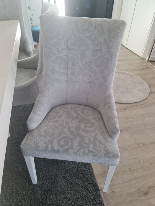 2 Cadeiras cinzentas