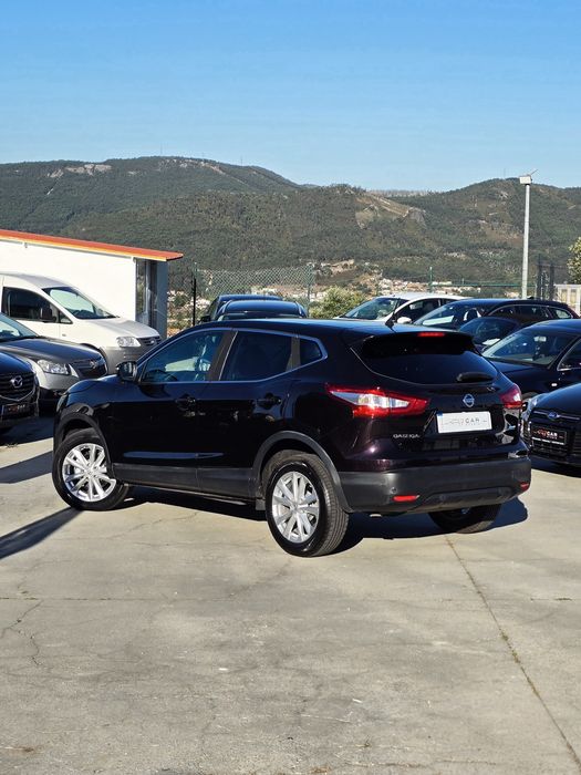 Nissam Qashqai 1.5 DCI foto 2